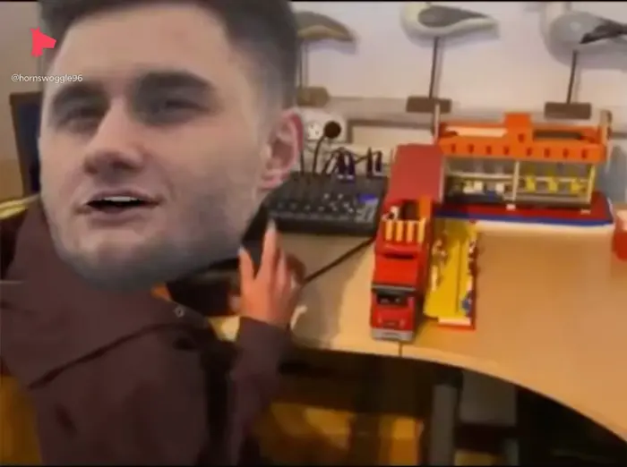 Piñata thumbnail image