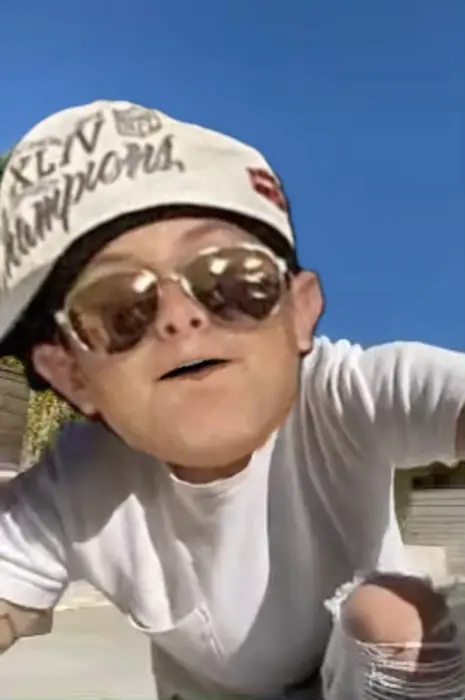 Piñata thumbnail image