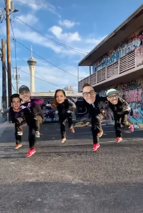 Piñata thumbnail image