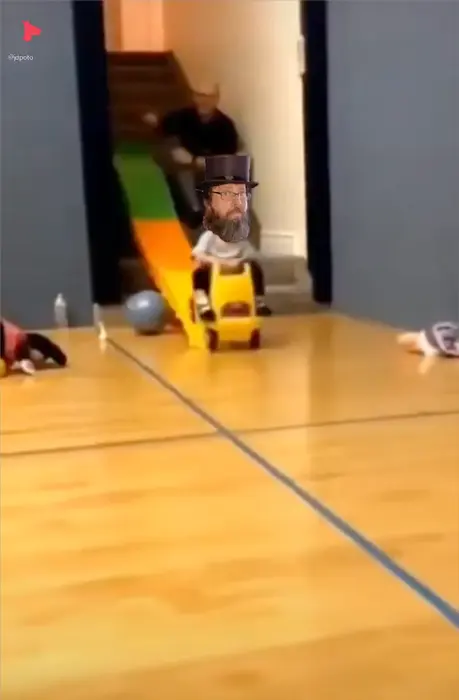 Piñata thumbnail image