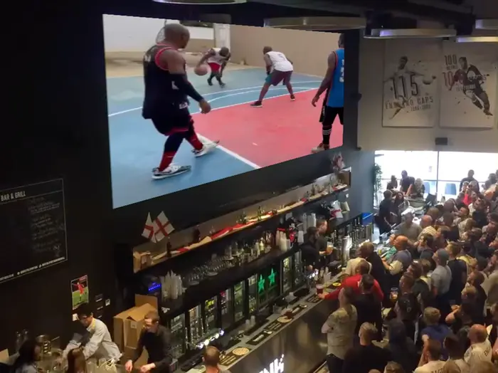 Piñata thumbnail image