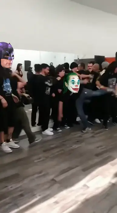 Piñata thumbnail image