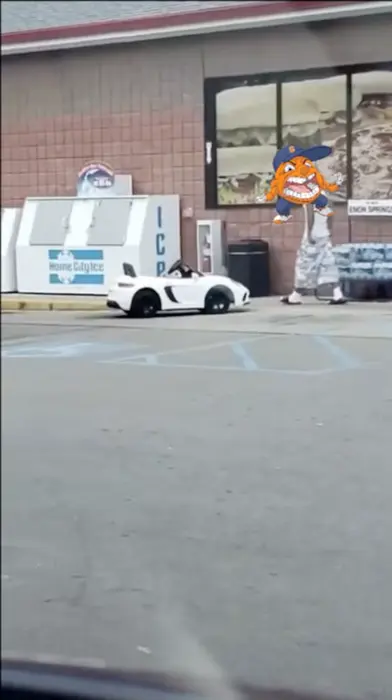 Piñata thumbnail image