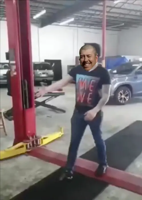 Piñata thumbnail image