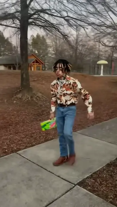 Piñata thumbnail image