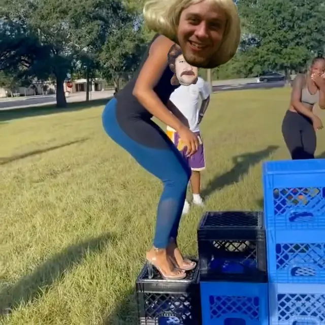 Piñata thumbnail image