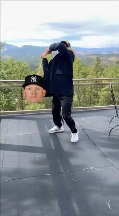 Piñata thumbnail image