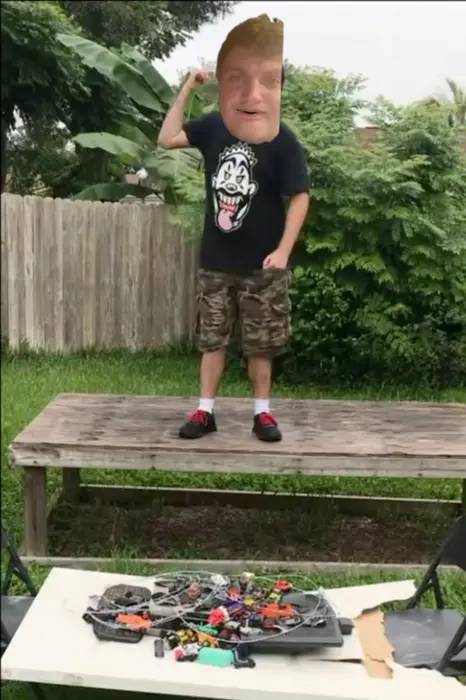 Piñata thumbnail image