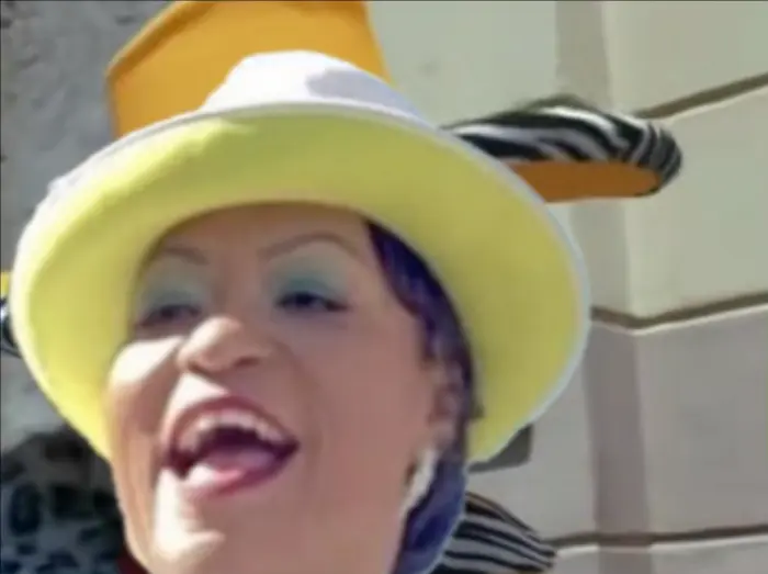 Piñata thumbnail image