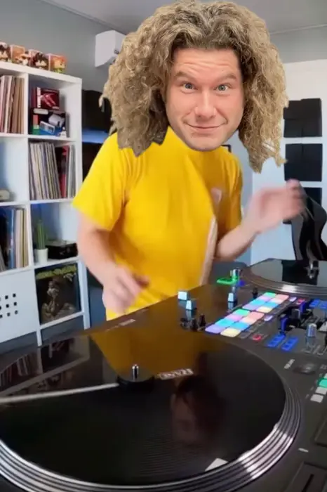 Piñata thumbnail image