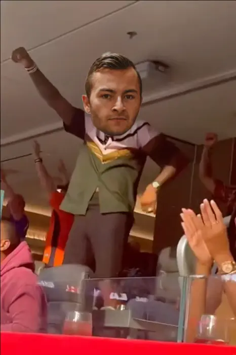 Piñata thumbnail image