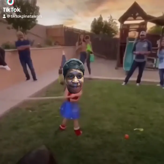 Piñata thumbnail image