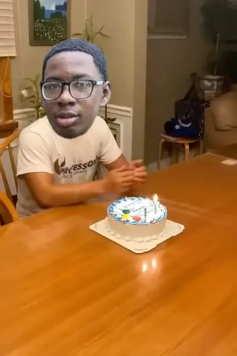 Piñata thumbnail image