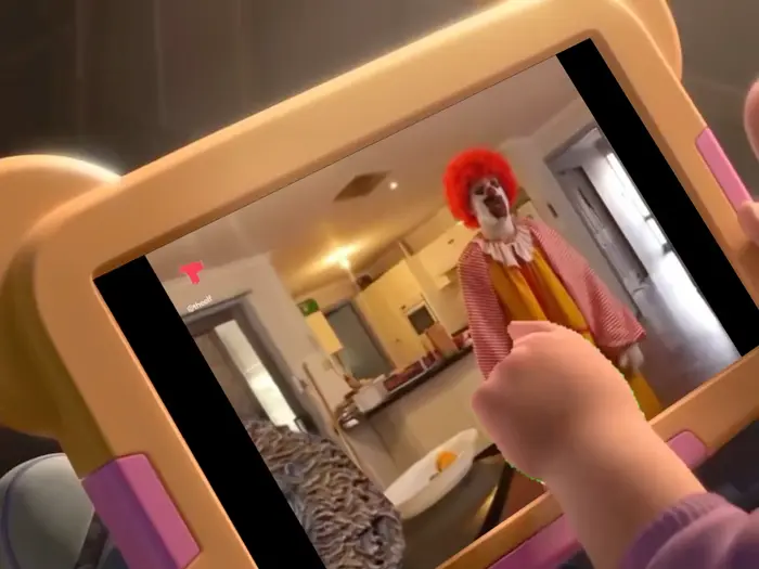 Wreck It Ralph 2 Trailer Screaming Girl GREENSCREEN meme | Ronald piss you off scream | image tagged in memes | made with Piñata Farms meme generator