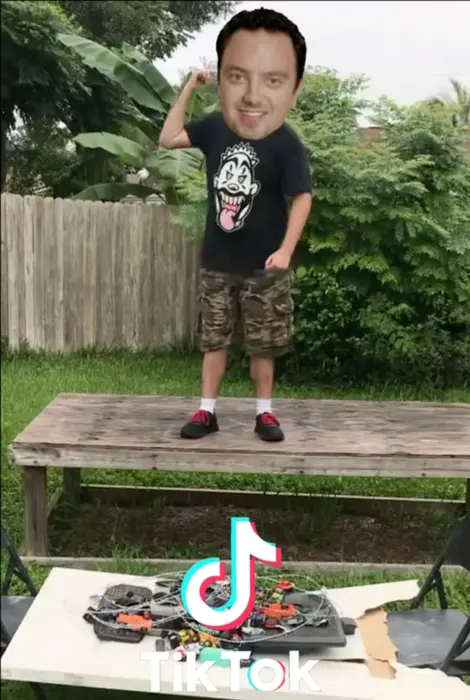 Piñata thumbnail image