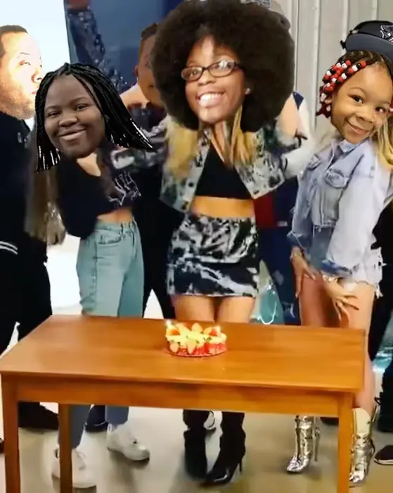 Piñata thumbnail image