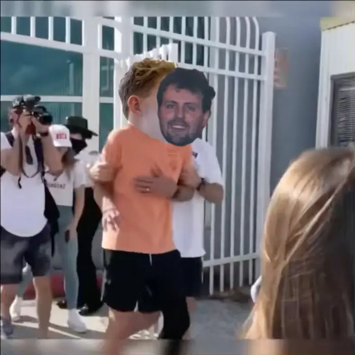 Piñata thumbnail image