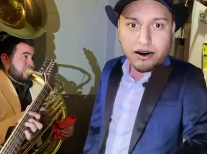 Piñata thumbnail image