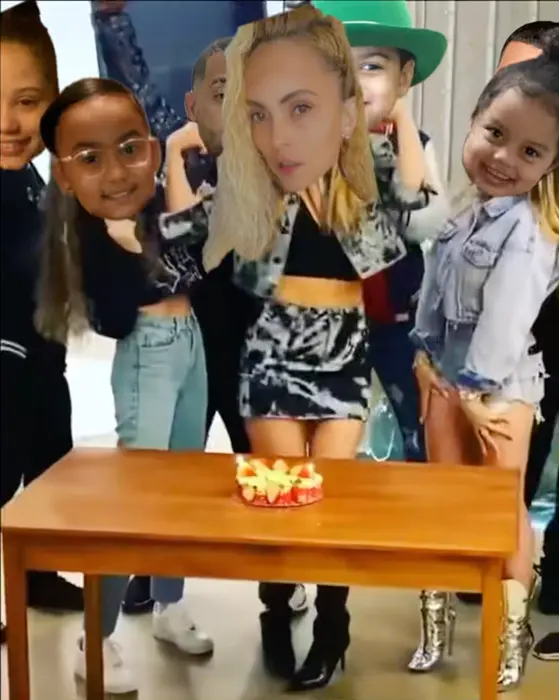 Piñata thumbnail image