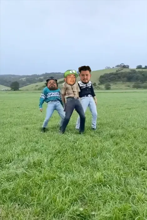 Piñata thumbnail image