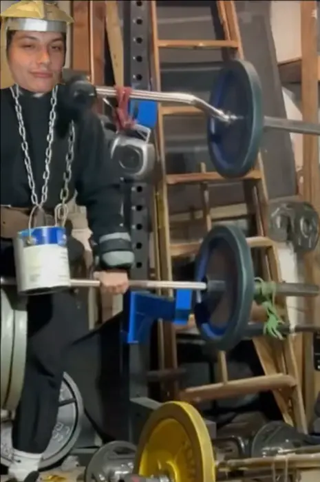 Piñata thumbnail image