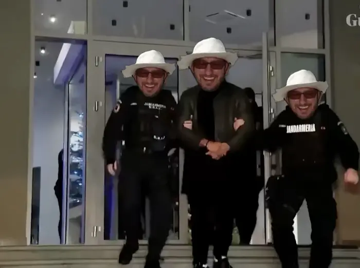 Piñata thumbnail image