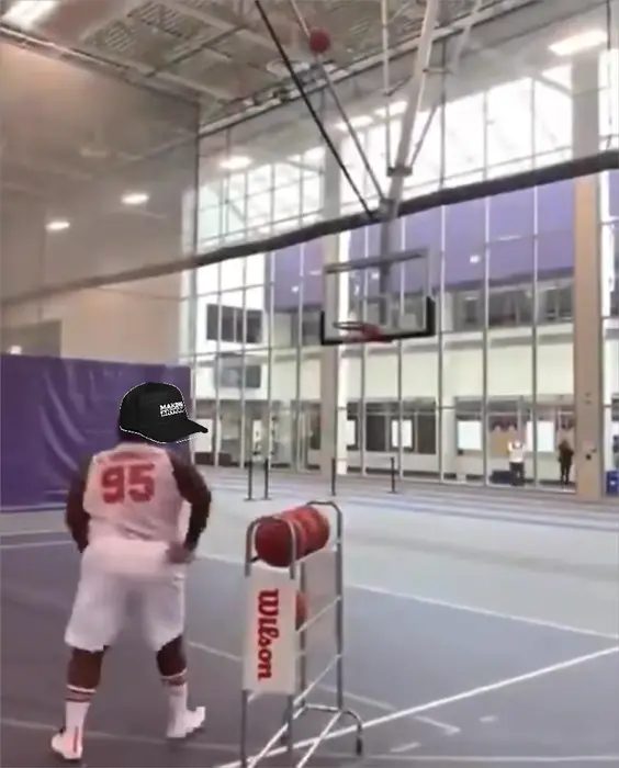 Bad basketball player meme | image tagged in memes | made with Piñata Farms meme generator
