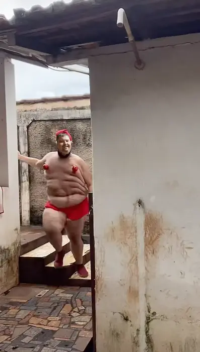 Piñata thumbnail image