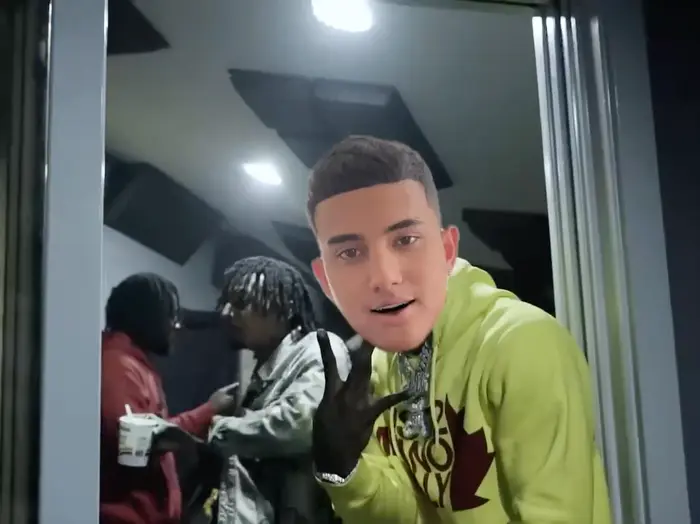 Piñata thumbnail image