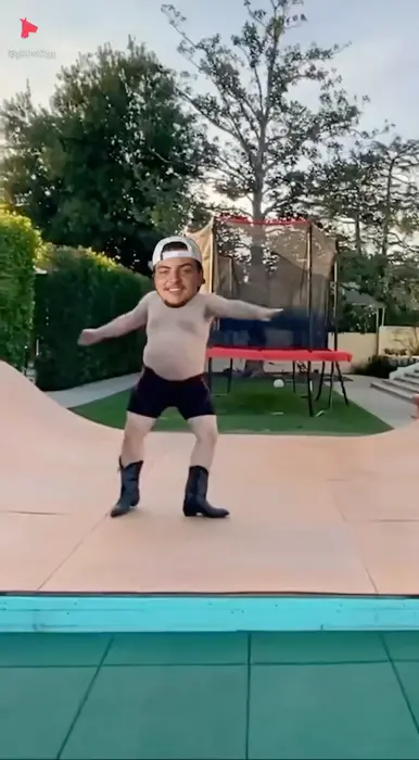 Piñata thumbnail image