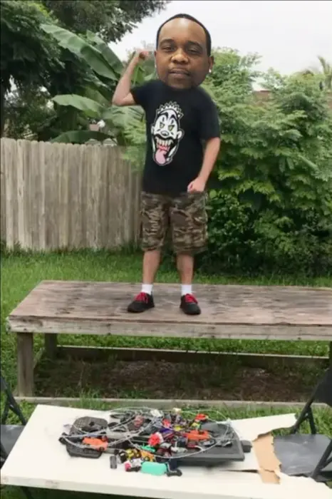 Piñata thumbnail image