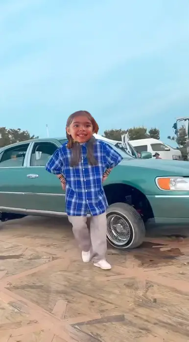 Piñata thumbnail image