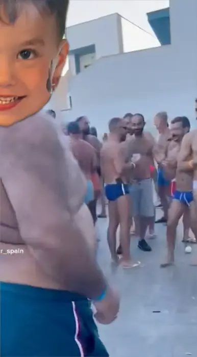 Piñata thumbnail image