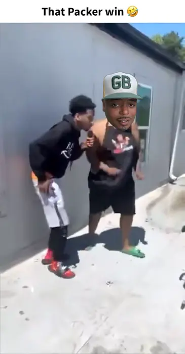 Never seen a Big Boy get on the roof meme | image tagged in memes | made with Piñata Farms meme generator