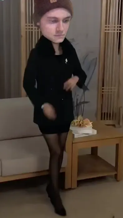 me try to look casual meme | Expectation vs reality | image tagged in memes | made with Piñata Farms meme generator