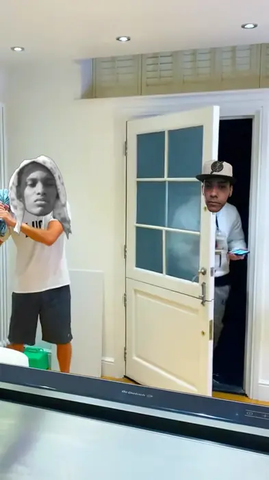 Piñata thumbnail image