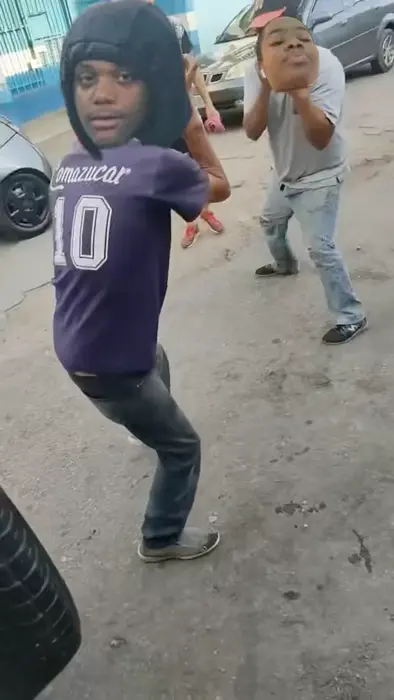 Piñata thumbnail image