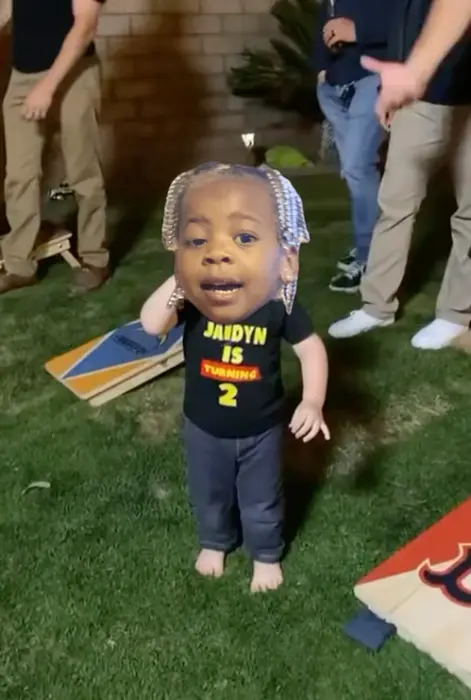 Piñata thumbnail image