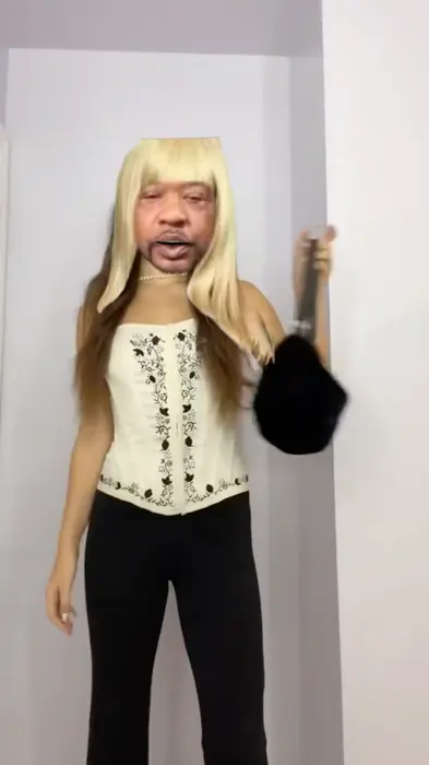 Piñata thumbnail image