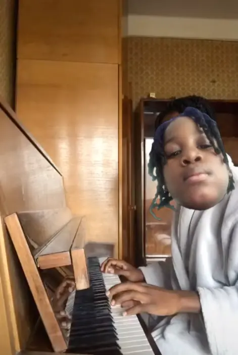 Piñata thumbnail image