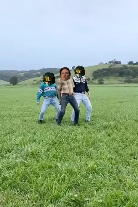 Piñata thumbnail image