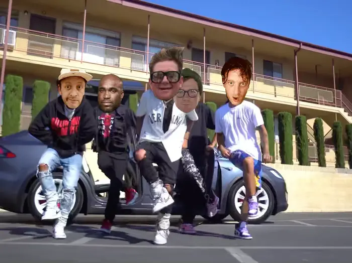 Piñata thumbnail image