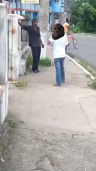 Piñata thumbnail image